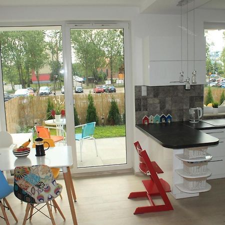 Апартаменты Sunny Sleeps 4 By The Beach With Garden Patio - Gdansk Przymorze Экстерьер фото
